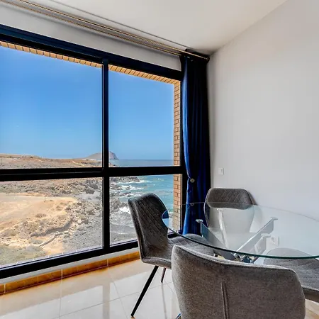 Apartment Stunning Sea View In Abrigos